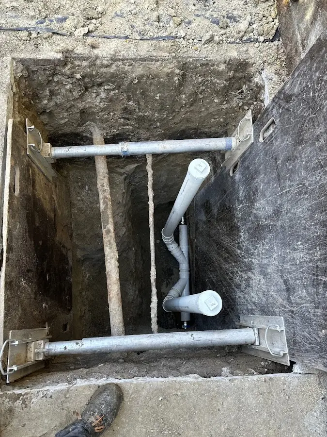 Experienced plumber completing Drain Cleaning work in St. Clair Shores